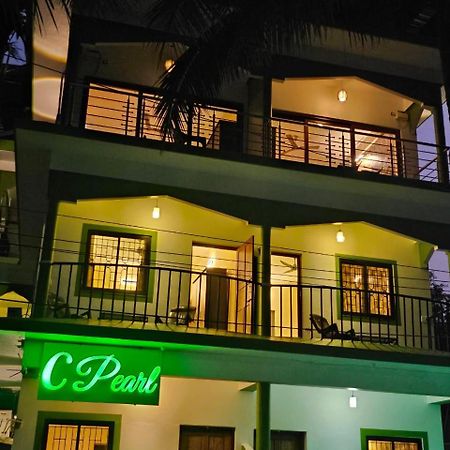 C Pearl Hotel Majorda Bagian luar foto