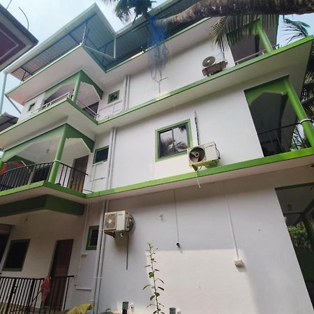 C Pearl Hotel Majorda Bagian luar foto